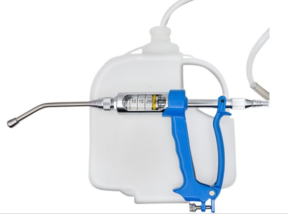 CG 30 ML Animal Drenching Gun with 2.5L Liquid Medicine Barrel 30 ml Goat Drencher Gun Automatic Continuous Veterinary Medicine Metal Drencher,Goat Drencher Gun