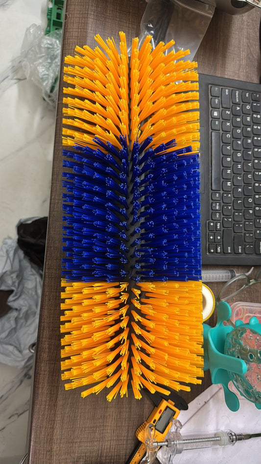 CG - Livestock Scratching Brush Co | Brushes, Combs & Rakes | Grooming | Dog