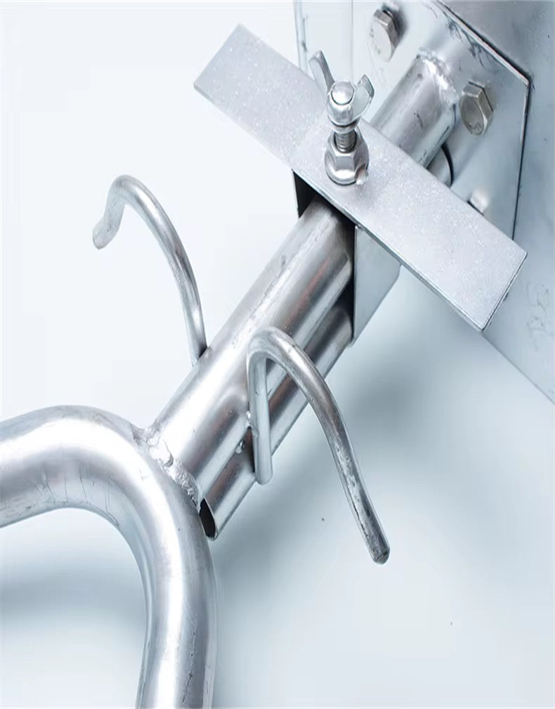 CG - DOUBLE FURROW HANGING CASTRATION RACK FOR 7 - 25 DAYS  PIGLET PIG HOLDER